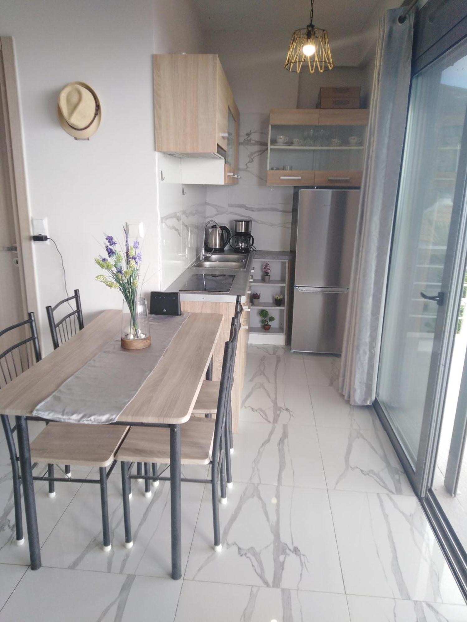 Ocean View Apartment Ratzaklíon 外观 照片