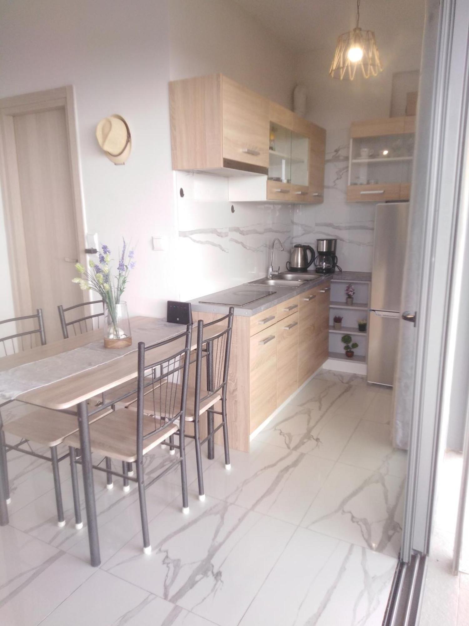 Ocean View Apartment Ratzaklíon 外观 照片